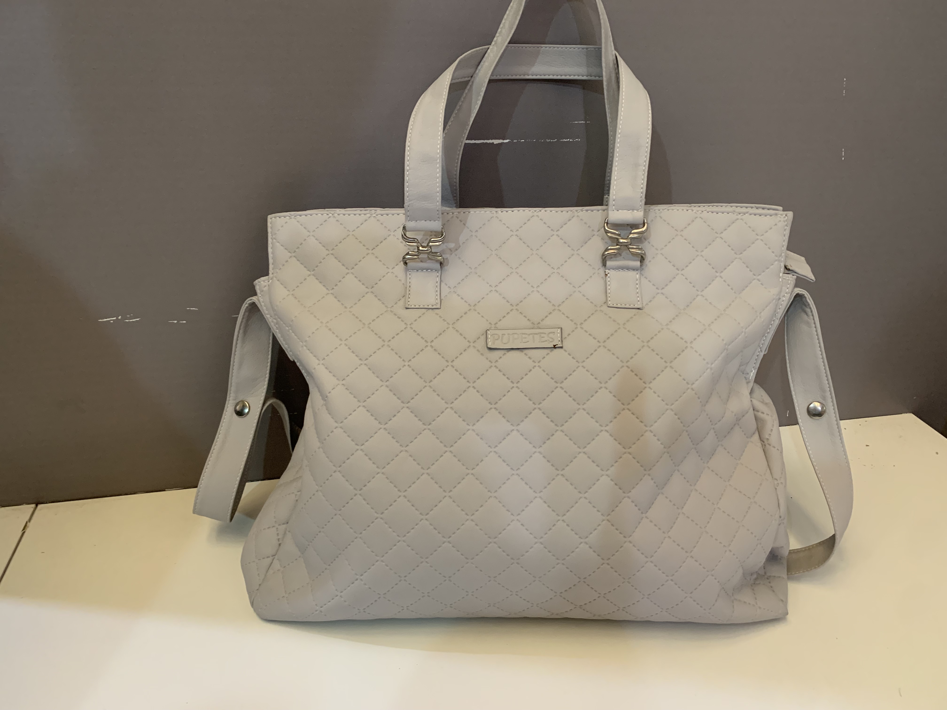 Bolso grande polipiel enguatado